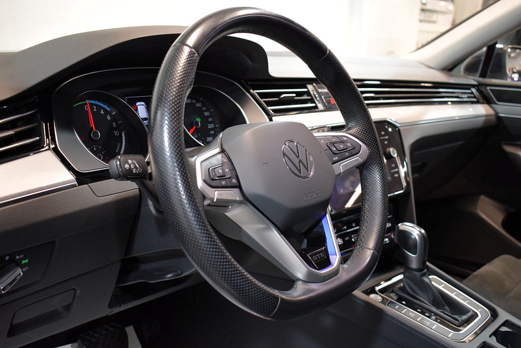 Volkswagen Passat 2022 - miniatyr 9