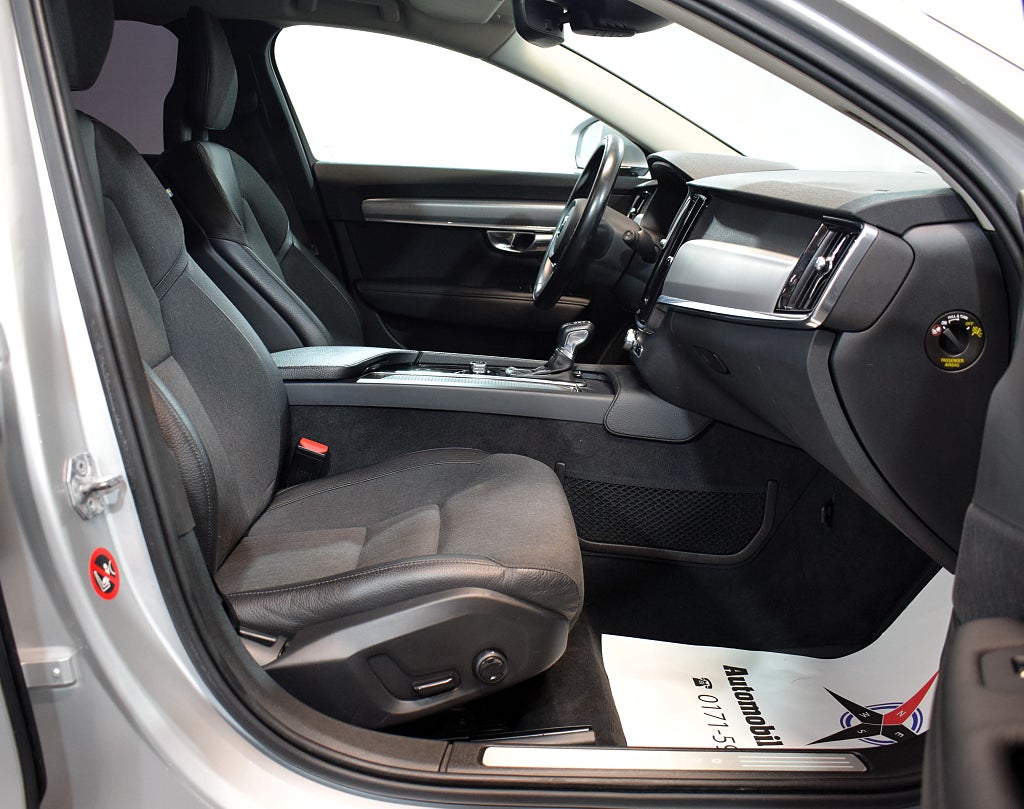 Volvo V90 2018 - miniatyr 17
