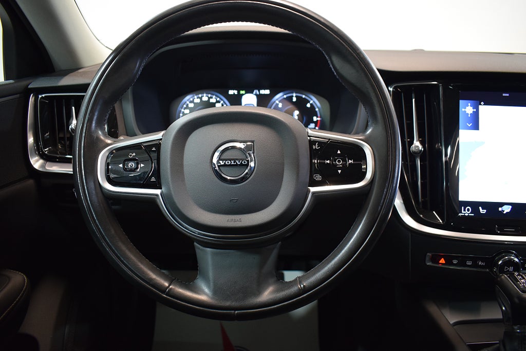 Volvo V60 2020 - miniatyr 13