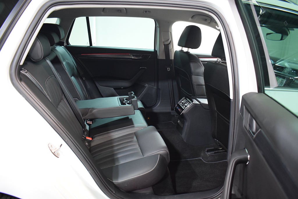 Skoda Superb 2023 - miniatyr 12