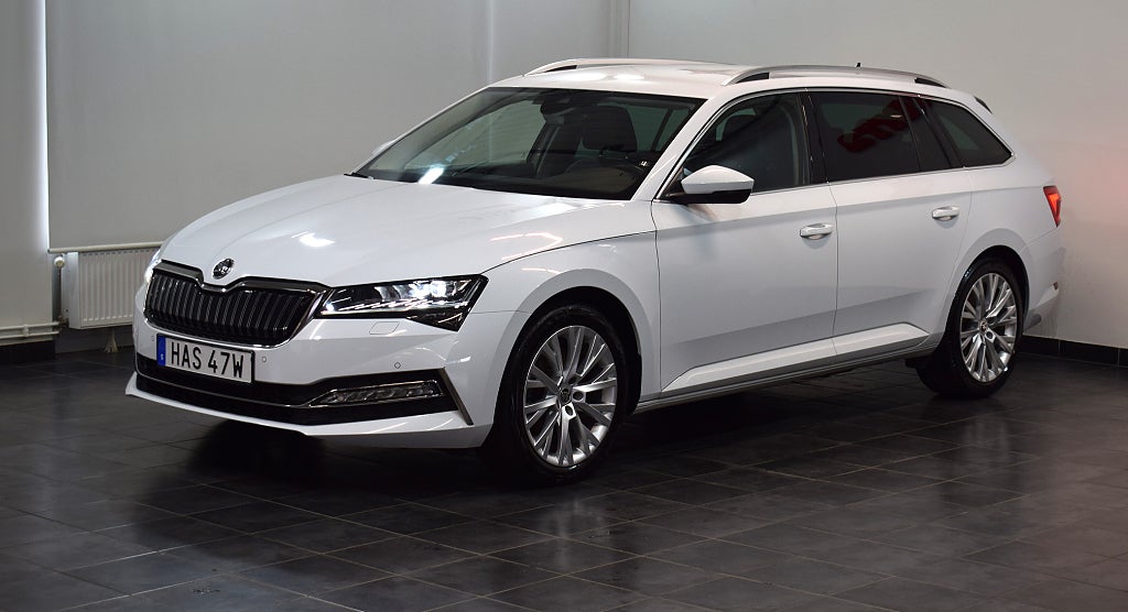 Skoda Superb 2023 - miniatyr 3