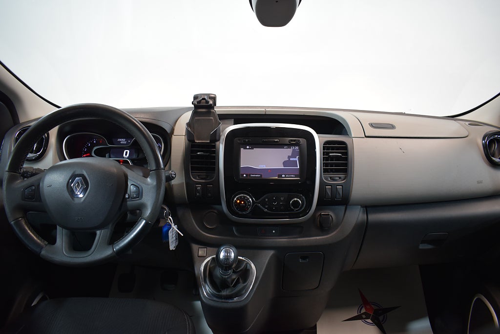 Renault trafic 2018 - miniatyr 12