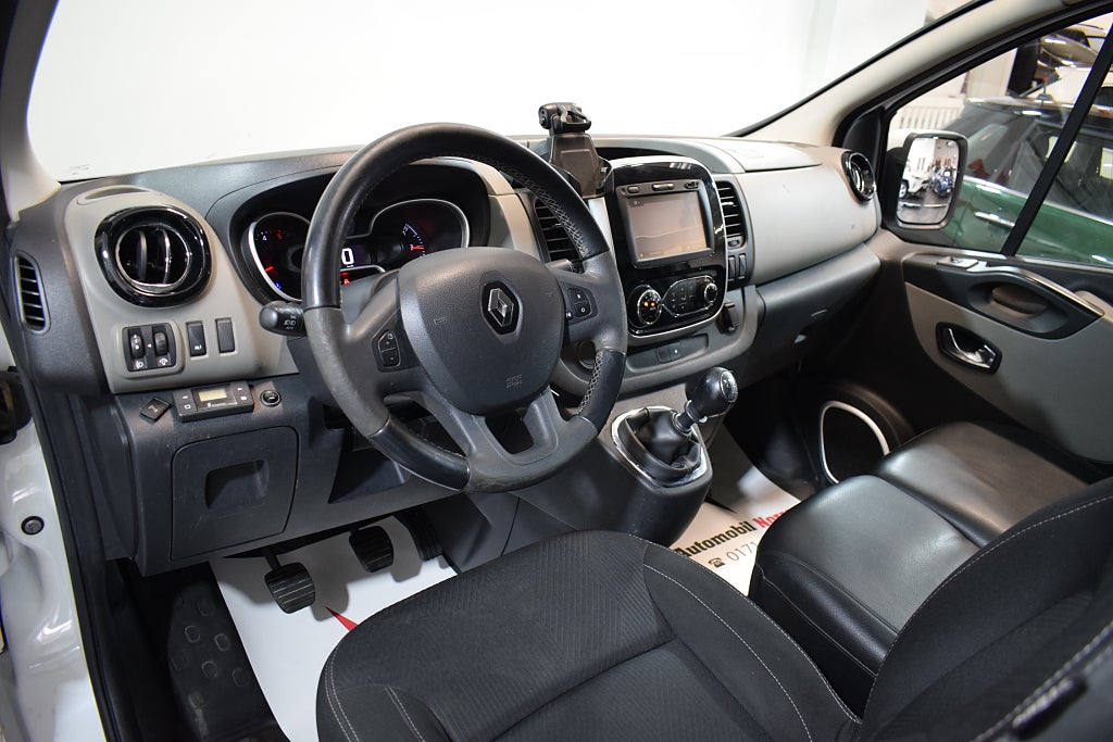 Renault trafic 2018 - miniatyr 6
