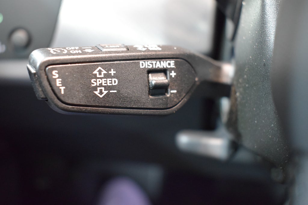 Audi A4 2023 - miniatyr 18