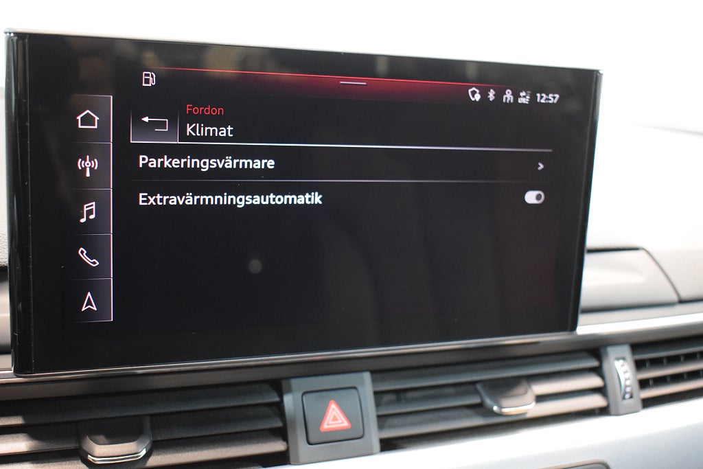 Audi A4 2023 - miniatyr 23