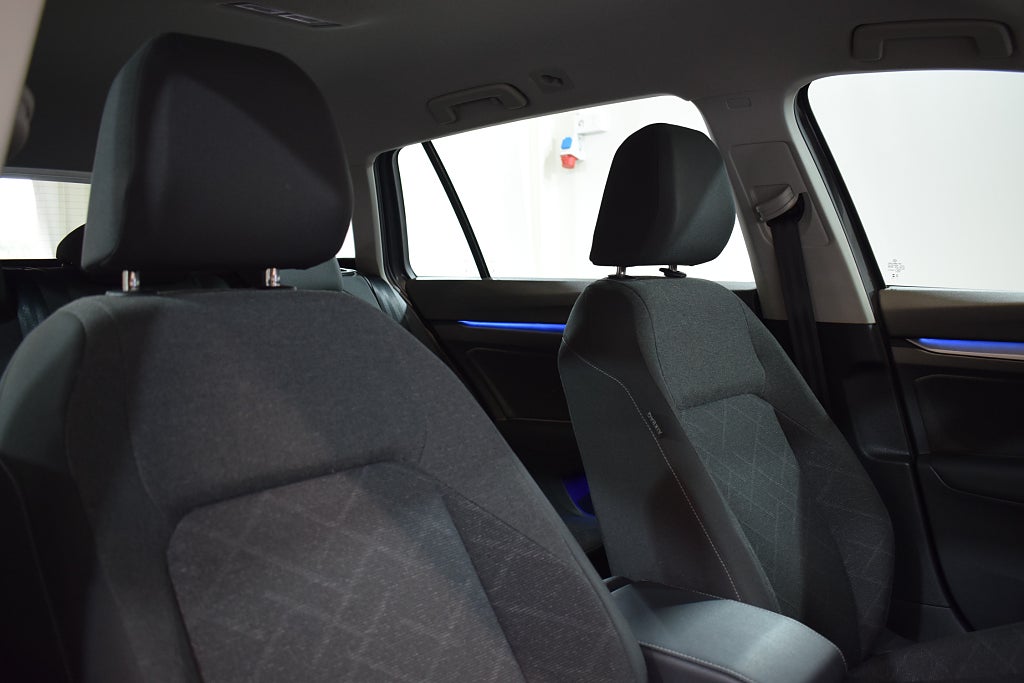 Volkswagen Golf 2023 - miniatyr 11