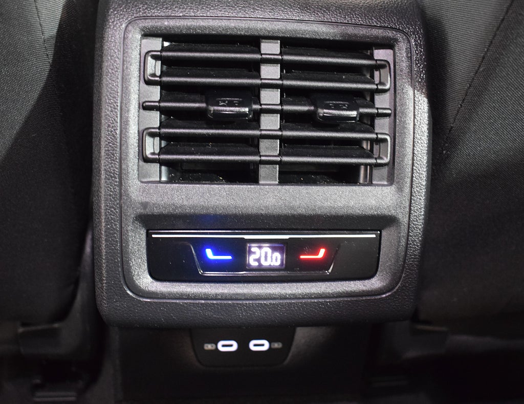 Volkswagen Golf 2023 - miniatyr 22