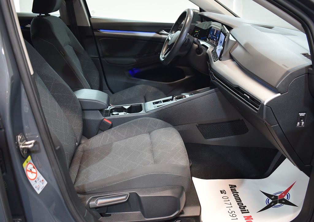 Volkswagen Golf 2023 - miniatyr 10