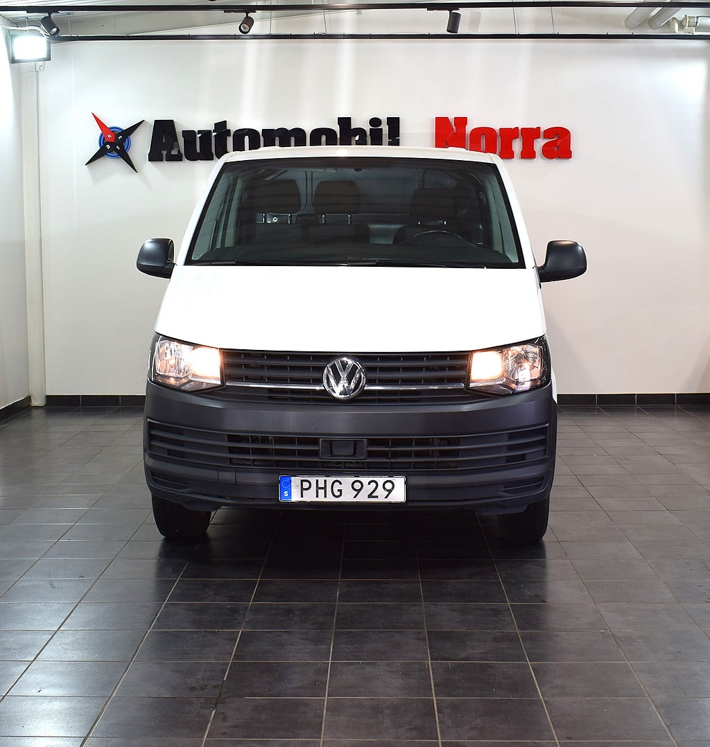 Volkswagen Transporter 2017 - miniatyr 2