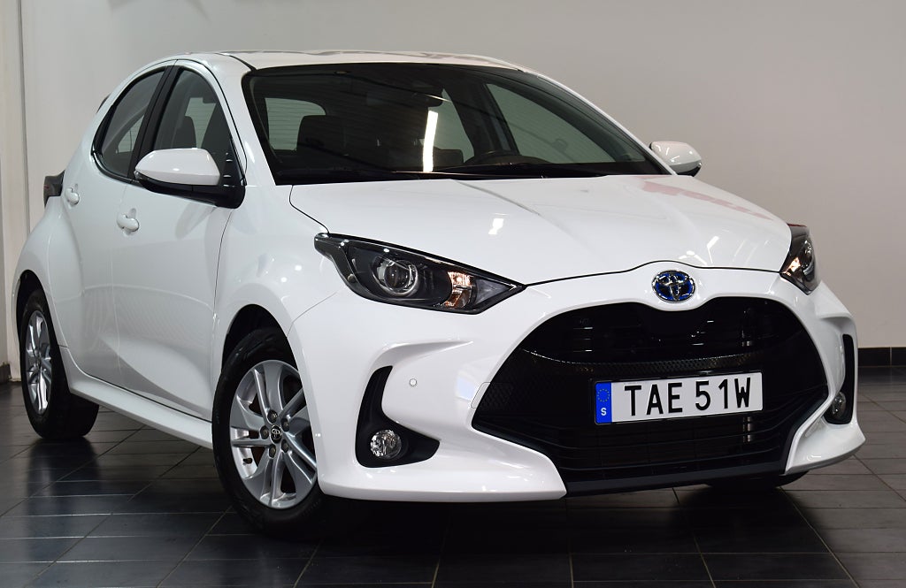 Toyota Yaris 2023 - miniatyr 2