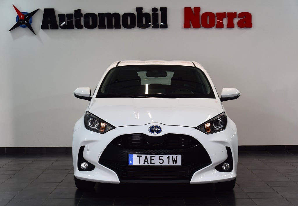 Toyota Yaris 2023 - miniatyr 3