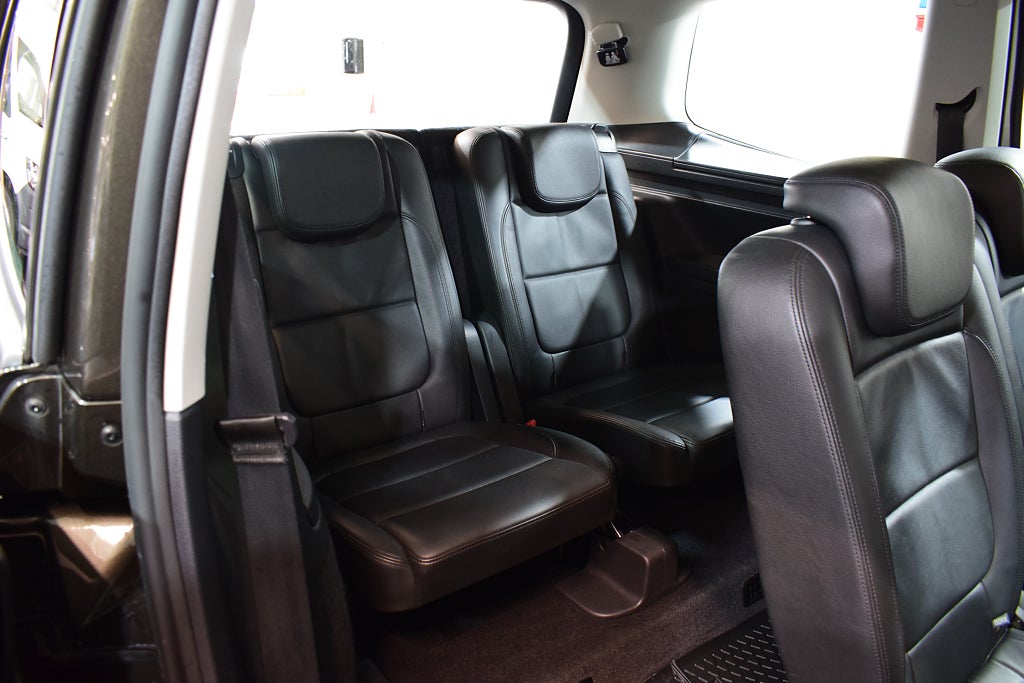 Volkswagen Sharan 2015 - miniatyr 12