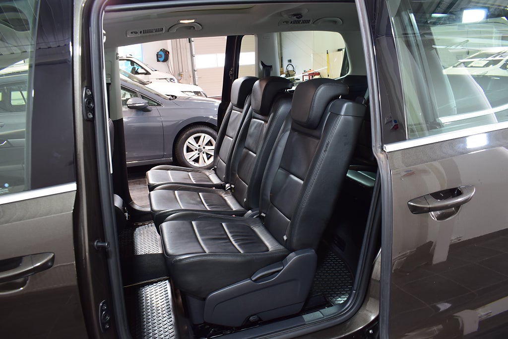 Volkswagen Sharan 2015 - miniatyr 13
