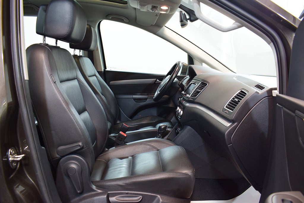 Volkswagen Sharan 2015 - miniatyr 9