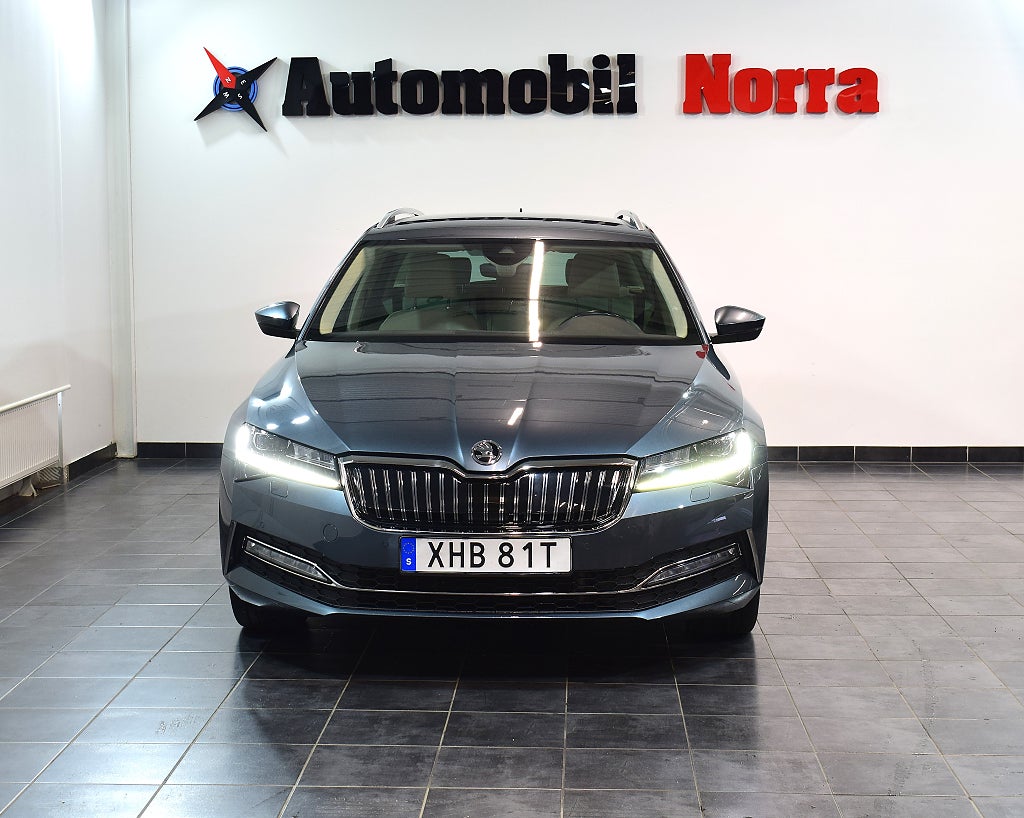 Skoda Superb 2021 - miniatyr 2