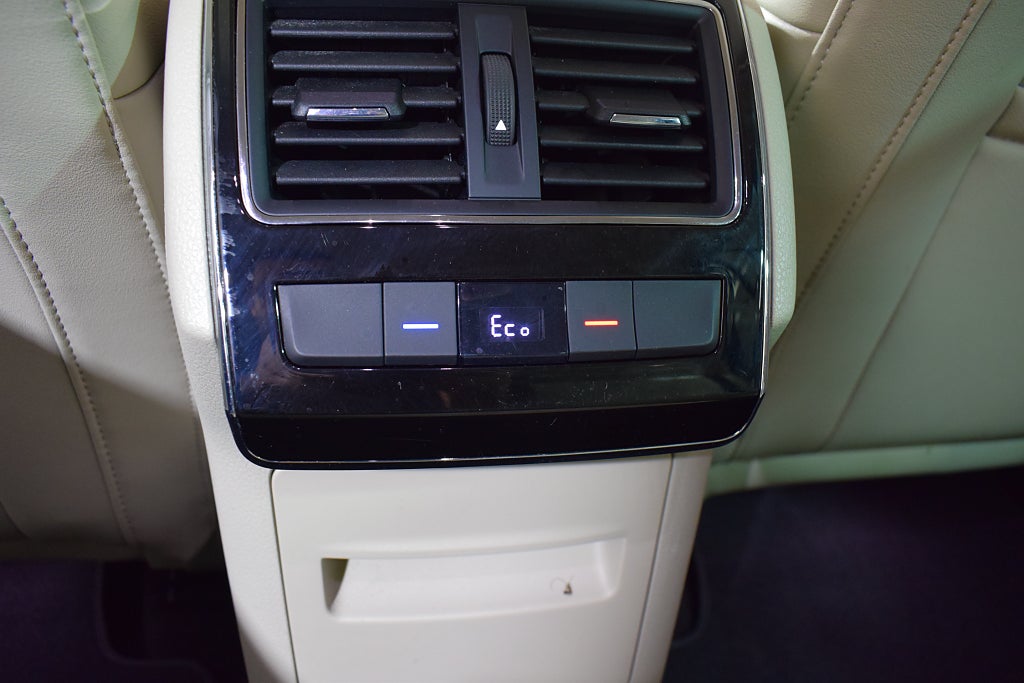 Skoda Superb 2021 - miniatyr 14