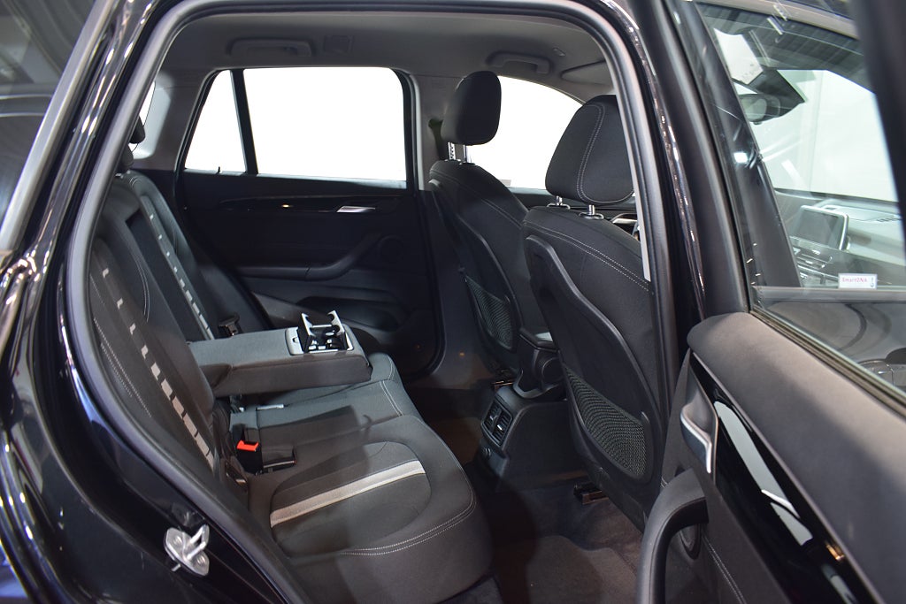 BMW X1 2018 - miniatyr 10