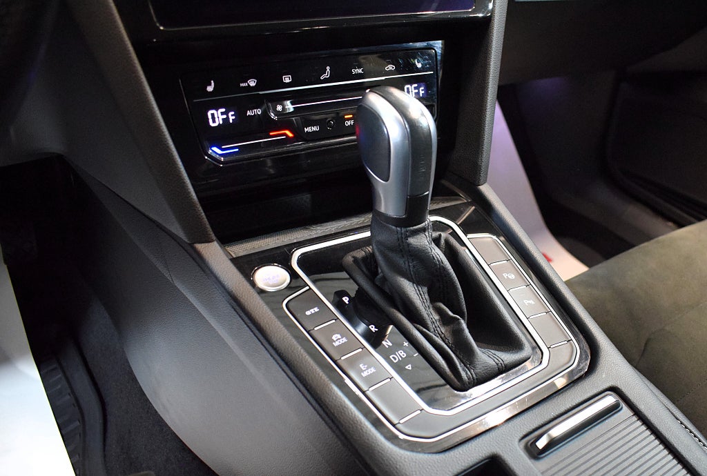 Volkswagen Passat 2023 - miniatyr 14