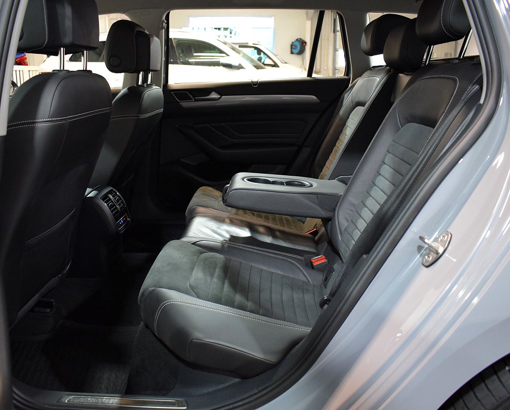 Volkswagen Passat 2023 - miniatyr 15