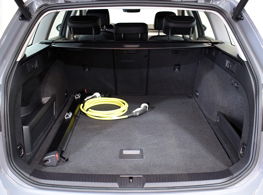 Volkswagen Passat 2023 - miniatyr 19