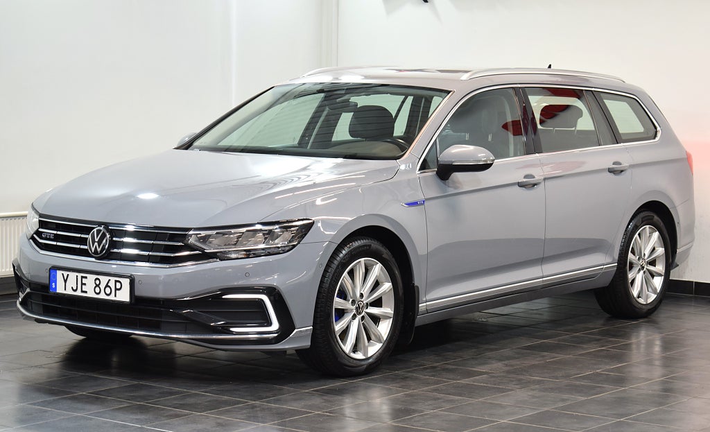 Volkswagen Passat 2023 - miniatyr 3