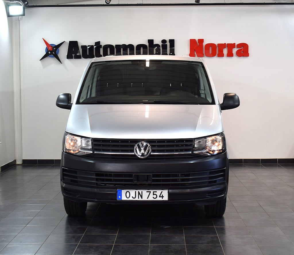 Volkswagen Transporter 2017 - miniatyr 2