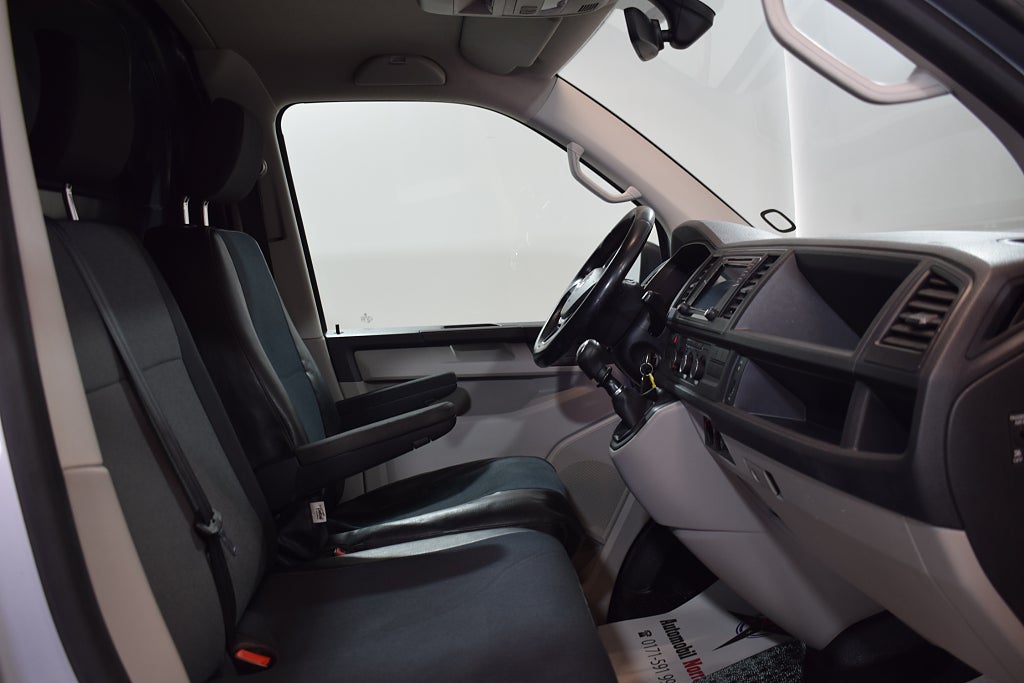 Volkswagen Transporter 2017 - miniatyr 11