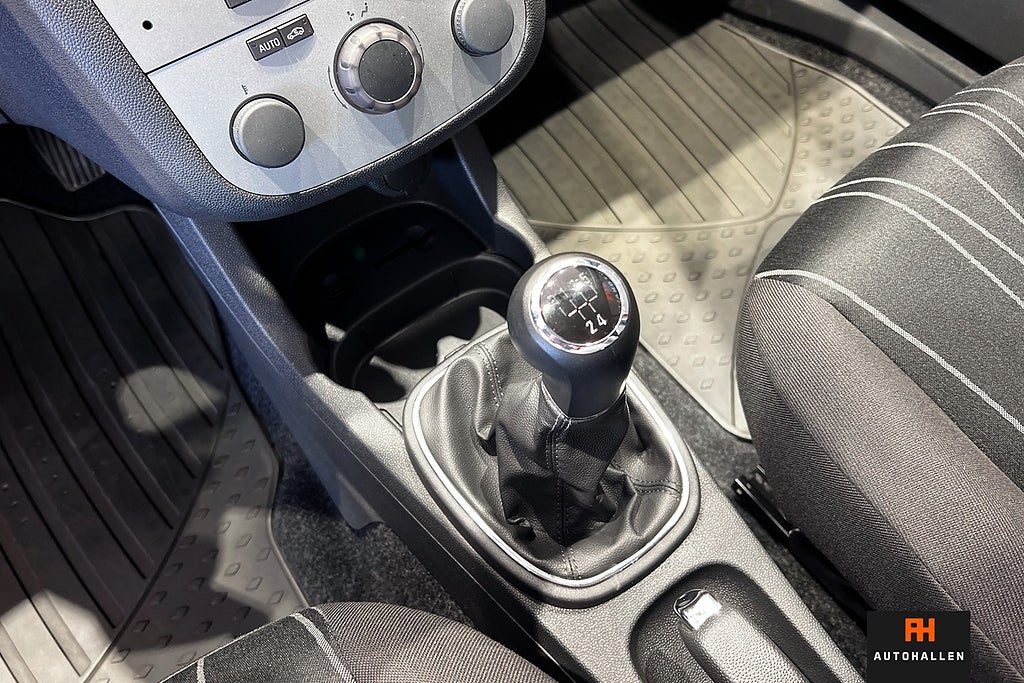 Opel Corsa 2011 - miniatyr 14