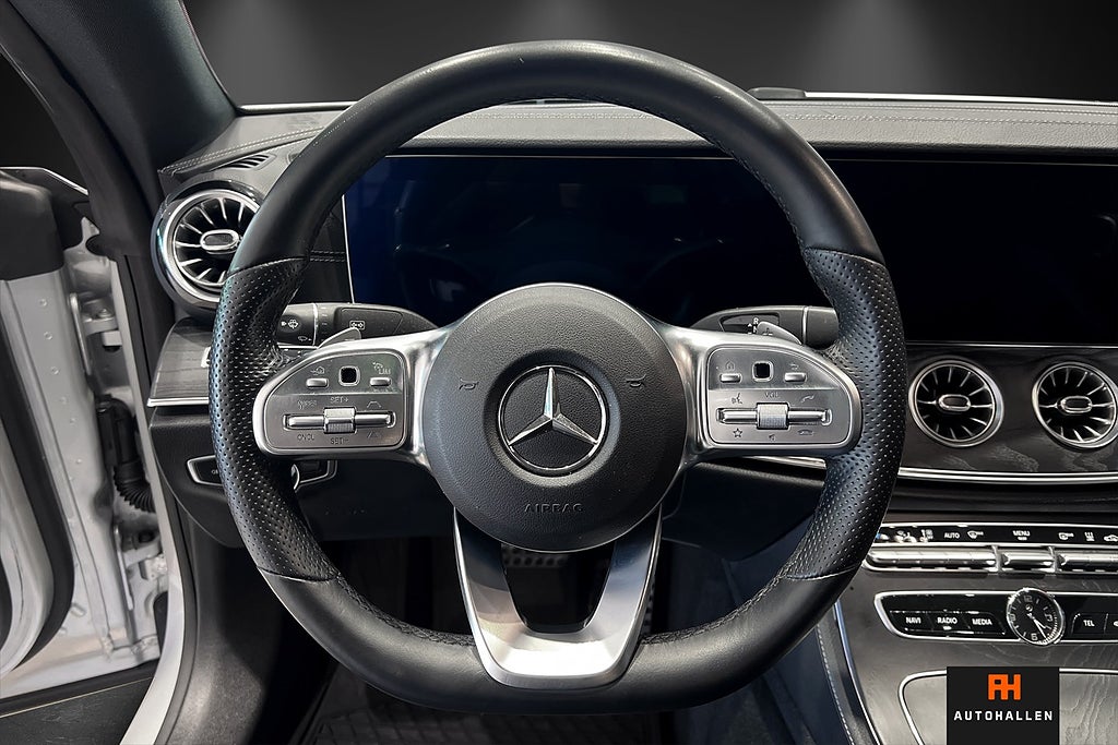 Mercedes-Benz E300 2020 - miniatyr 13