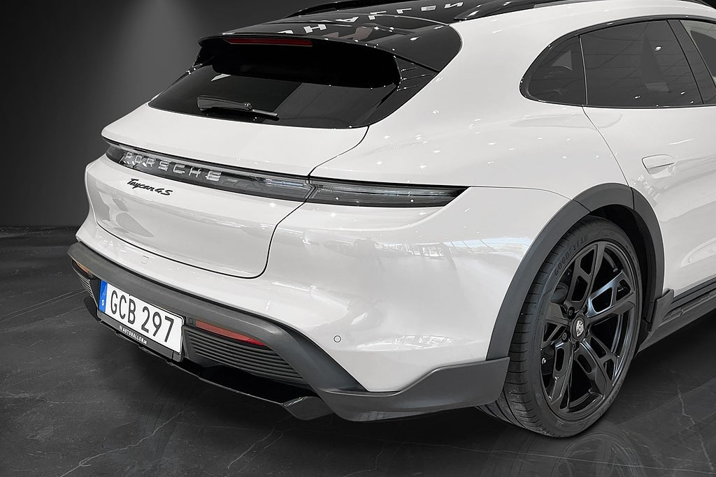 Porsche Taycan 4S 2023 - miniatyr 8