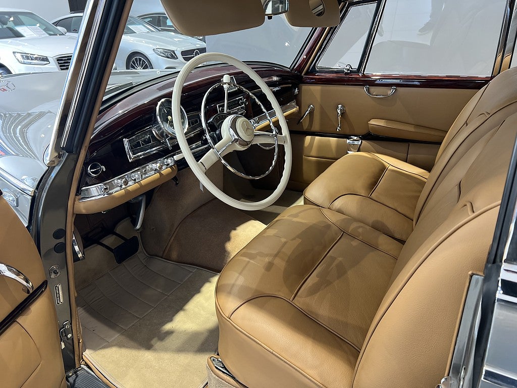 Mercedes-Benz 300 1959 - miniatyr 11