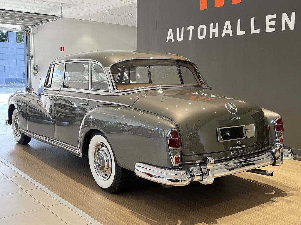 Mercedes-Benz 300 1959 - miniatyr 6