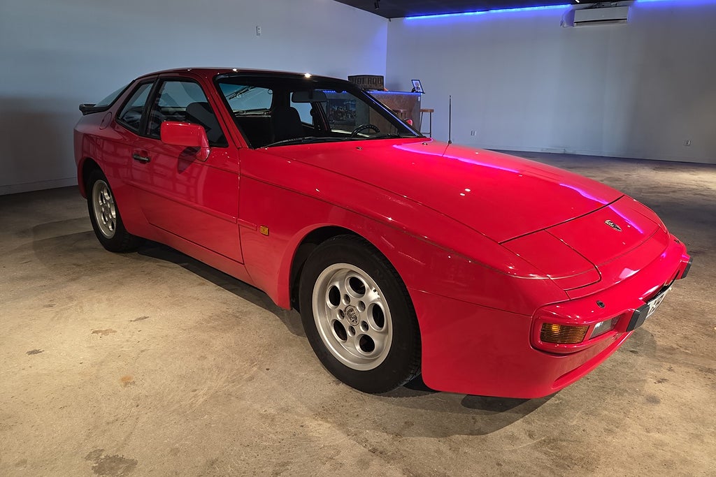 Porsche 944 1985 - miniatyr 6