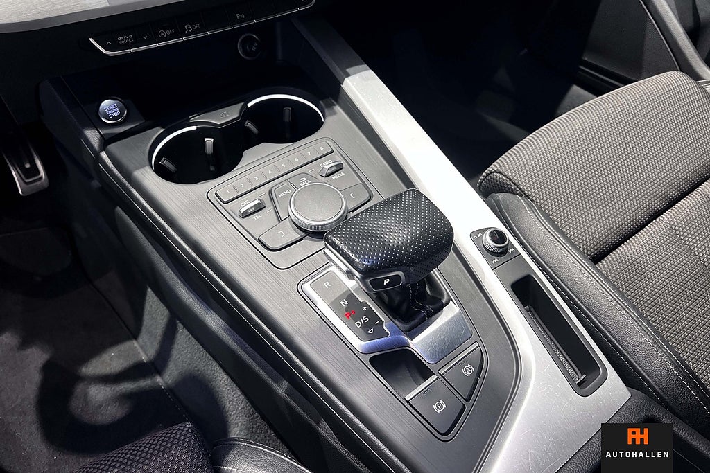 Audi A4 2018 - miniatyr 11