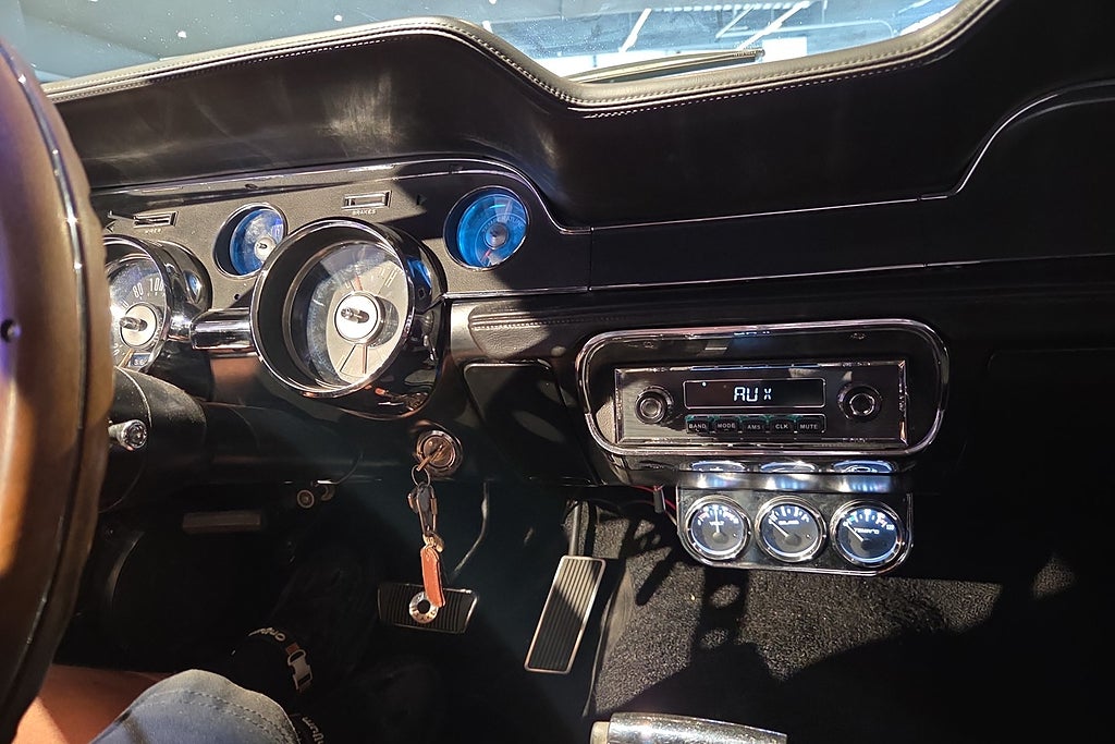 Ford Mustang 1967 - miniatyr 21