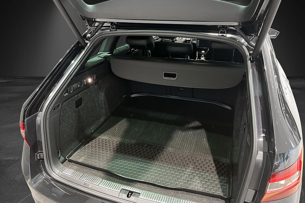 Skoda Superb 2019 - miniatyr 23