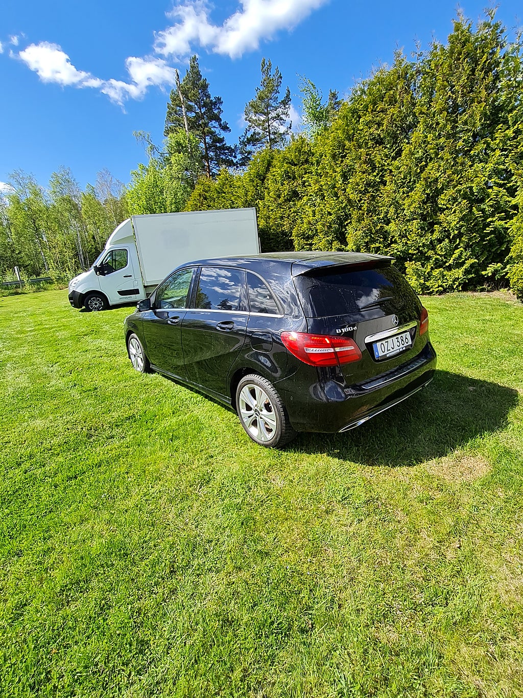 Mercedes-Benz B 2016 - miniatyr 6