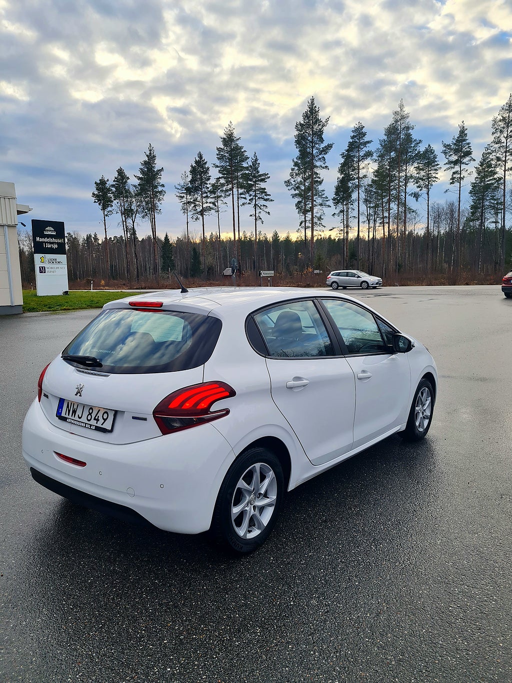 Peugeot 208 2017 - miniatyr 5