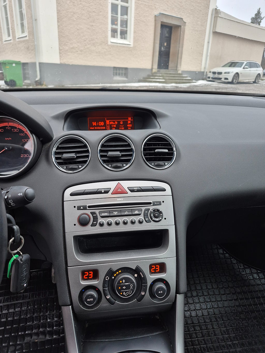 Peugeot 308 2009 - miniatyr 7