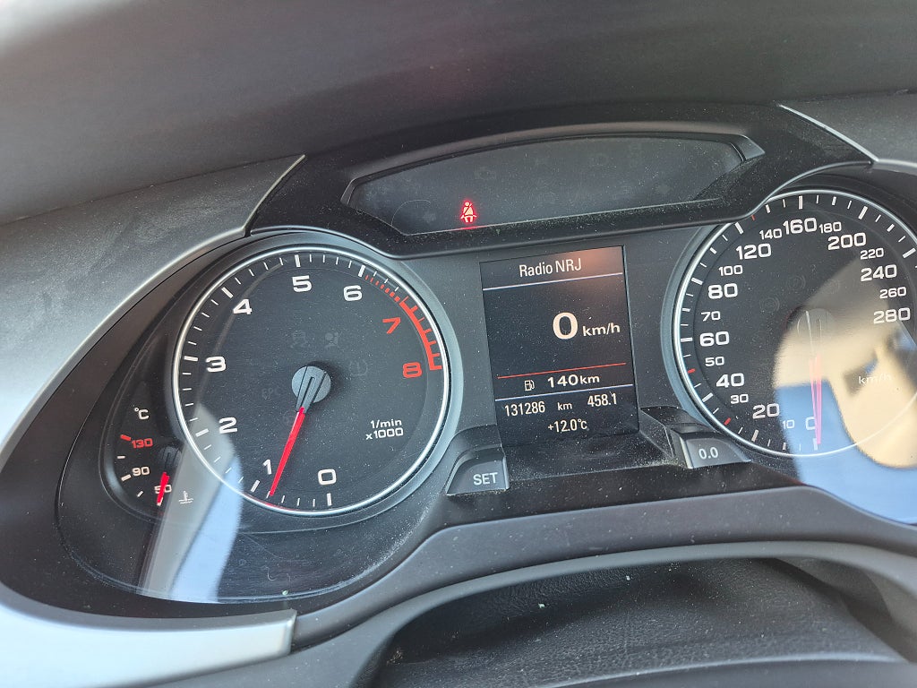Audi A4 2010 - miniatyr 6