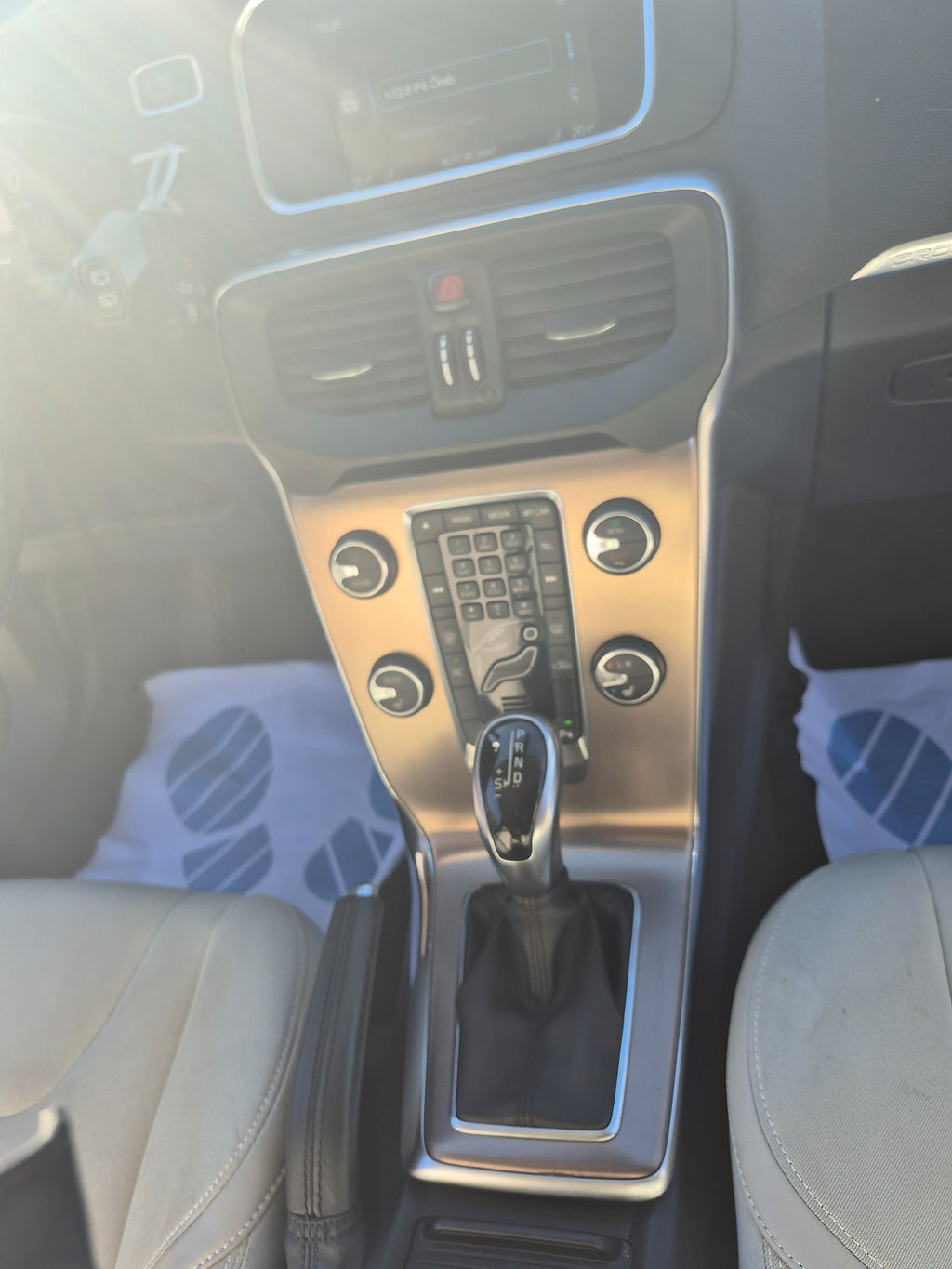 Volvo V40 Cross Country 2014 - miniatyr 10