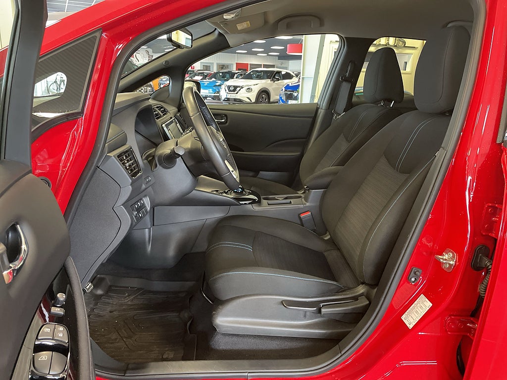 Nissan Leaf 2023 - miniatyr 7