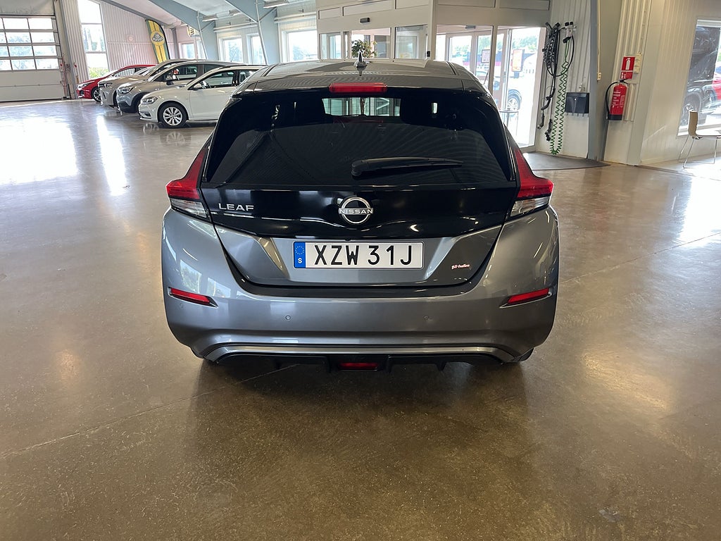 Nissan Leaf 2023 - miniatyr 5