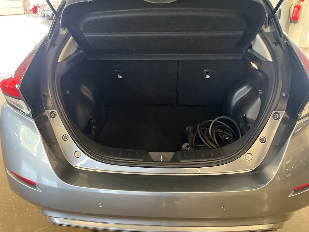 Nissan Leaf 2023 - miniatyr 9